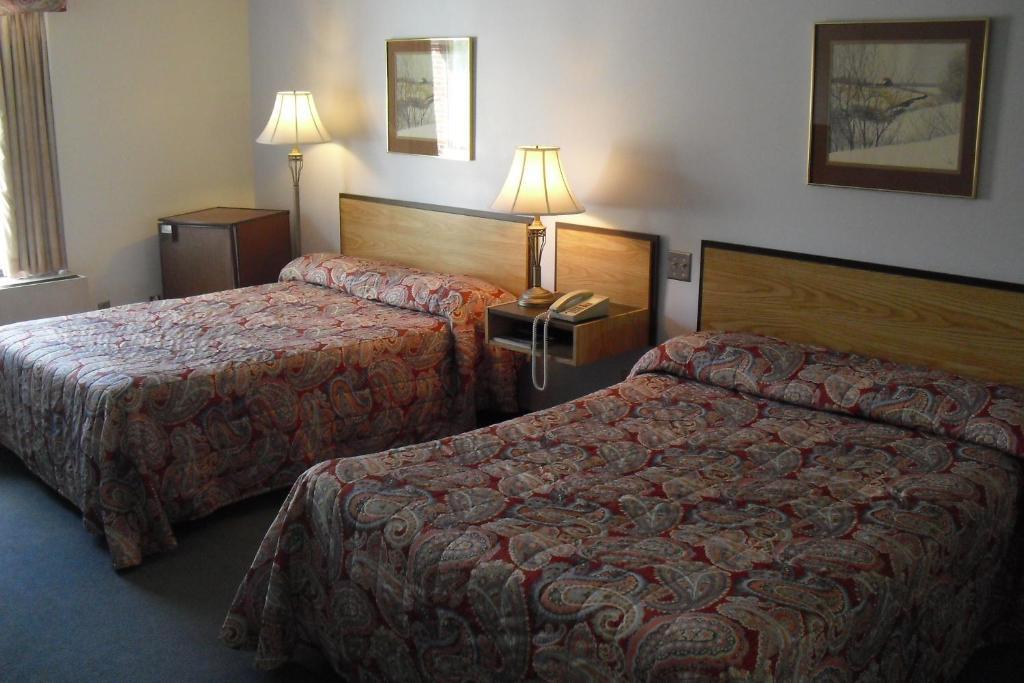 Auberge La Diligence Dolbeau-Mistassini Habitación foto